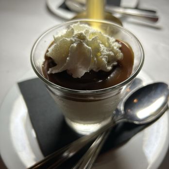 MA'S Italian Kitchen - BUTTERSCOTCH BUDINO - Italian Near Me - Burbank, California