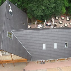 Rochlitzer Berg Bergrestaurant Enghardt - Blick vom Aussichtsturm auf das Restaurant