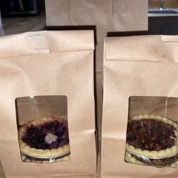 Junk Queens Tackle Box - Beachy Berry Pies