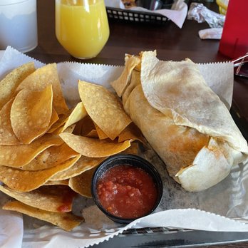 The Olde Oak - Breakfast burrito and mimosa - Breakfast & Brunch Near Me - Columbus, Ohio The Olde Oak - Breakfast burrito and mimosa - Breakfast & Brunch Near Me - Columbus, Ohio