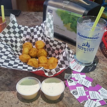 Luckys Irish Pub - Moscow Mule, awesome jalapeño poppers and a Justin creation!!! - Pubs Near Me - Spokane, Washington Luckys Irish Pub - Moscow Mule, awesome jalapeño poppers and a Justin creation!!! - Pubs Near Me - Spokane, Washington
