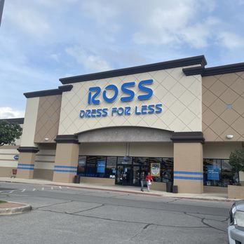 Ross Dress for Less - Storefront - Women's Clothing Near Me - Selma, Texas Ross Dress for Less - Storefront - Women's Clothing Near Me - Selma, Texas