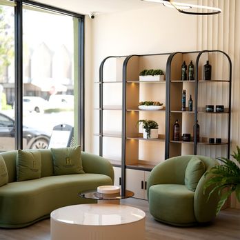 Razor Roast - Razor Roast | Full-service salon - 12242 Ventura Blvd, Studio City - (442) 220-0002 - Men's Hair Salons Near Me - Los Angeles, California Razor Roast - Razor Roast | Full-service salon - 12242 Ventura Blvd, Studio City - (442) 220-0002 - Men's Hair Salons Near Me - Los Angeles, California