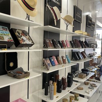 Mr. Cigars - Cigar Bars Near Me - Miami, Florida