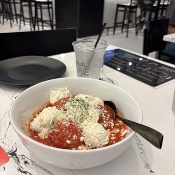 Lascala’s Fire - Alicia's Sunday Dinner - Italian Near Me - Atlantic City, New Jersey