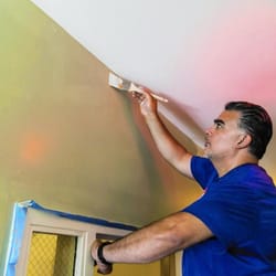 Allstate Insurance Agent: Jorge Gutierrez - Jorge volunteering at St. Jude House