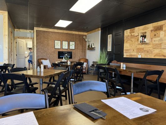 Table on 10th by null