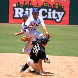 Titans Sports Academy - Turn a double play