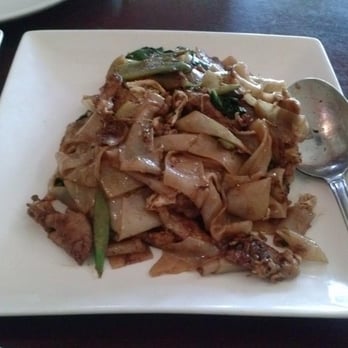 Thai Purple - Pad see ew with chicken - Thai Near Me - Alhambra, California Thai Purple - Pad see ew with chicken - Thai Near Me - Alhambra, California