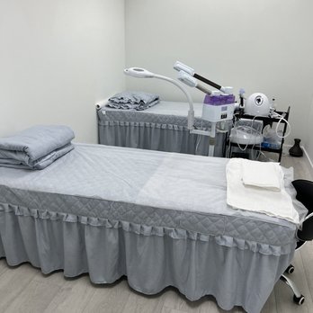 Lash Bar - Room for facials - Eyelash Service Near Me - Temple City, California