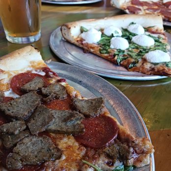 Satchel's Pizza - Yum - Pizza Near Me - Gainesville, Florida