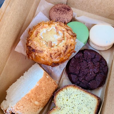 poulette BAKESHOP by null