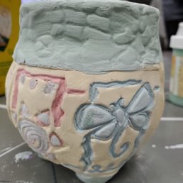 3 legged pot