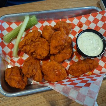 Playmakers - 1/2 Ib boneless buffalo wings ($9) - Sports Bars Near Me - Vancouver, Washington Playmakers - 1/2 Ib boneless buffalo wings ($9) - Sports Bars Near Me - Vancouver, Washington