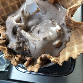 Cold Stone Creamery - Peanut Butter Cup Perfection - Ice Cream & Frozen Yogurt Near Me - Pickerington, Ohio