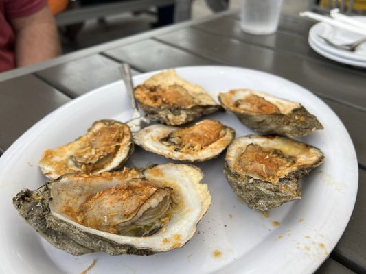 Deckhand Oyster Bar & Seafood by null
