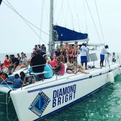 Diamond Bright Catamaran - Vámonos!