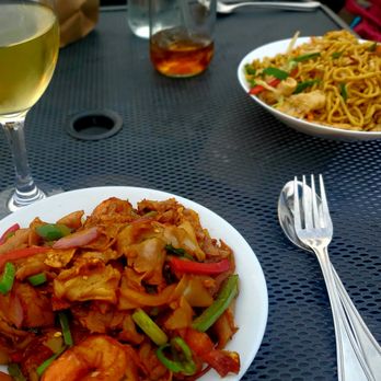 Sambal - Shrimp Pad Kee Mow Noodles & Roast Chicken Hakka Noodles - - 9/22/2023 - Thai Near Me - Irvington, New York