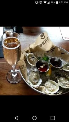 Pearl Tavern by null
