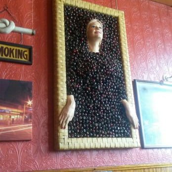 Laurieston Bar - The cherry picker... - Pubs Near Me - Glasgow, GLG