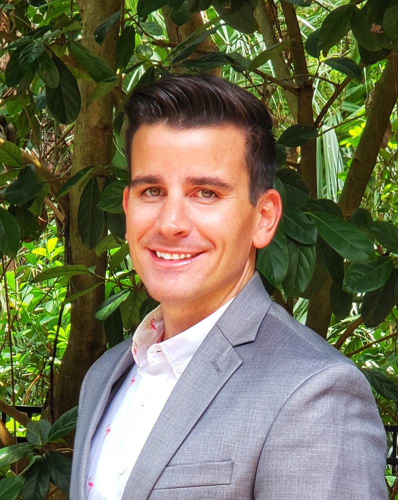 SPENCER Q. HARDEN SUMMER HOUSE REALTY Updated September 2024