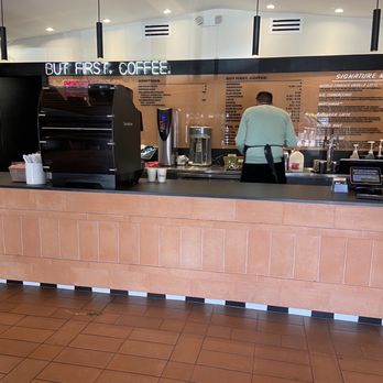 Alfred Coffee - Counter - Coffee & Tea Near Me - Malibu, California