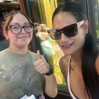 The Islander - This is my go to place in Coronado. I love this Server Karen. She  is EXCEPTIONAL. I hope that this gets recognized! - Tiki Bars Near Me - Coronado, California