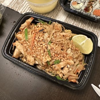 Salmon Sushi - Chicken Pad Thai - Japanese Near Me - Staten Island, New York Salmon Sushi - Chicken Pad Thai - Japanese Near Me - Staten Island, New York