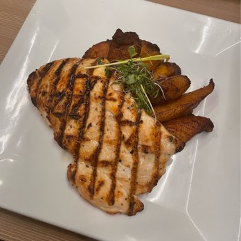 Cayo Blanco - Grilled Chicken Breast - Seafood Near Me - San Juan, Puerto Rico Cayo Blanco - Grilled Chicken Breast - Seafood Near Me - San Juan, Puerto Rico
