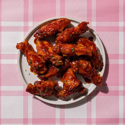 Jolene's Wings & Beer by null