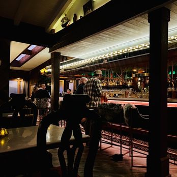 Harlow’s - American Near Me - Bonsall, California