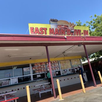 East Main Drive In - Front of the establishment - Burgers Near Me - Stockton, California