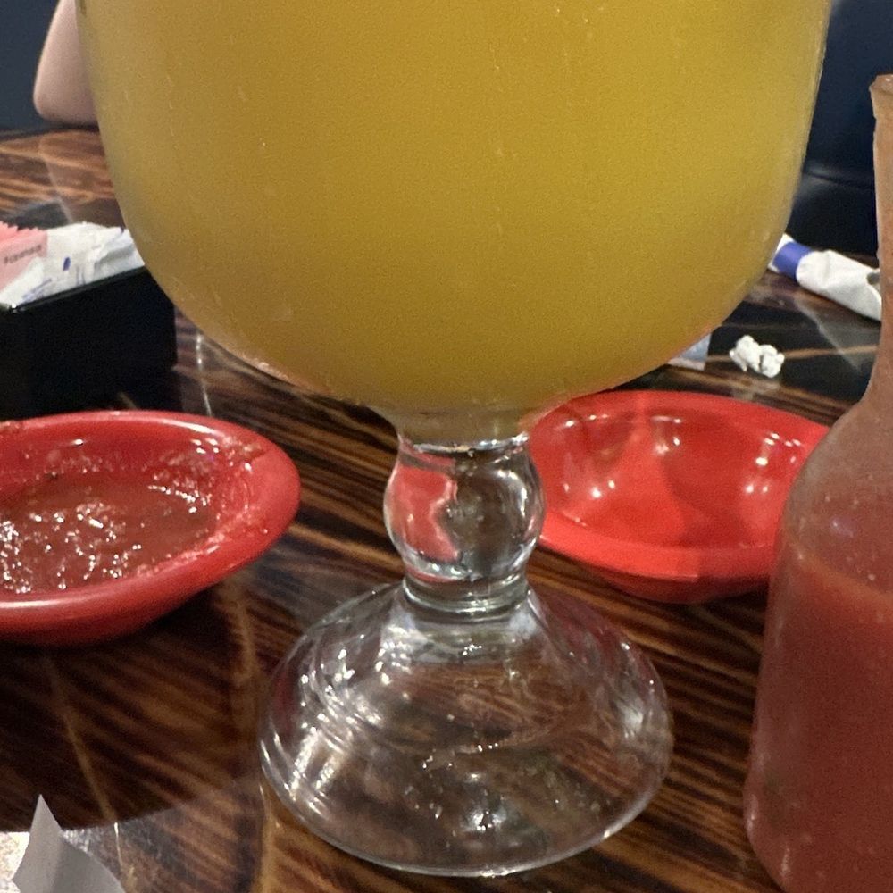 El Mezcal Mexican Restaurant Mount Dora - Large margaritas - Mexican Near Me - Mt Dora, Florida