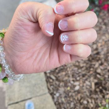 Gold Rush Nails - Scarlett's nails - Nail Salons Near Me - Roseville, California