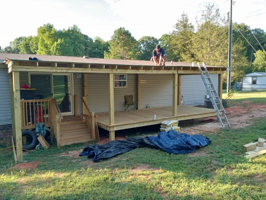 Micheal Barnette do it all Logo