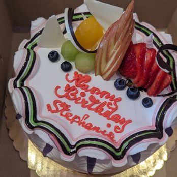 Mei Wa Bakery - Fresh Fruit White Cake - Bakeries Near Me - Kent, Washington Mei Wa Bakery - Fresh Fruit White Cake - Bakeries Near Me - Kent, Washington