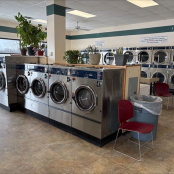 Weedsport Laundromat - Laundromat Near Me - Weedsport, New York Weedsport Laundromat - Laundromat Near Me - Weedsport, New York