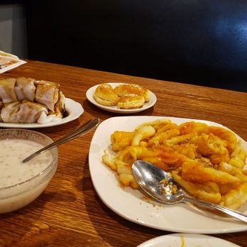 Royal Palace - Spice Salted garlic squid, durian buns, taro sago coconut milk, and crispy donut rice rolls! - Cantonese Near Me - Troy, Michigan