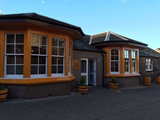 The Glenmorangie Distillery Co by null