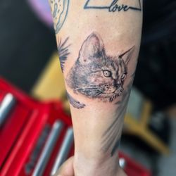Slanging Ink
