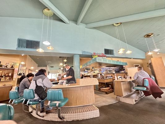 Peter's Cafe by null