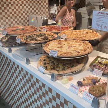Mad Pie - The line up - Pizza Near Me - Honolulu, Hawaii Mad Pie - The line up - Pizza Near Me - Honolulu, Hawaii