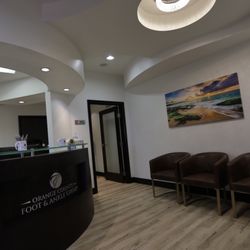 Orange County Foot & Ankle Group - HBfeet.com - Foyer