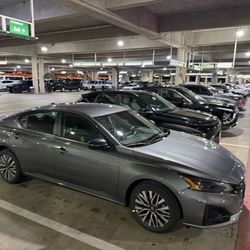 National Car Rental - Good selection of vehicles in Emerald Aisle