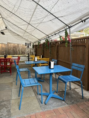 Herbivore Indian Cuisine (Vegetarian & Non-Vegetarian) by null