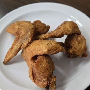 Rusty Pot Café - Chicken wings - Breakfast & Brunch Near Me - Inglewood, California