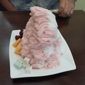 Frostcity - Watermelon and lychee frost - Desserts Near Me - Honolulu, Hawaii