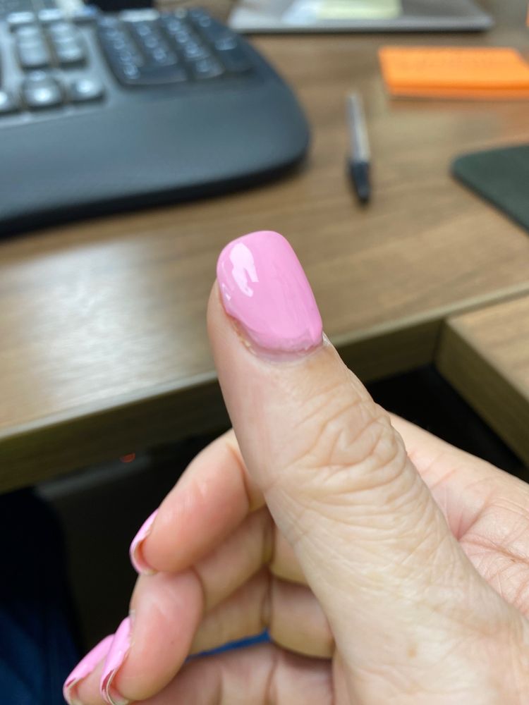 Elegant Nails Logo