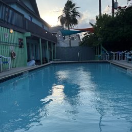 Pool Pool