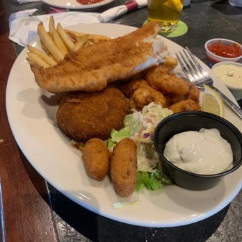 Cleveland Draft House - Garner - Seafood platter - Burgers Near Me - Garner, North Carolina Cleveland Draft House - Garner - Seafood platter - Burgers Near Me - Garner, North Carolina